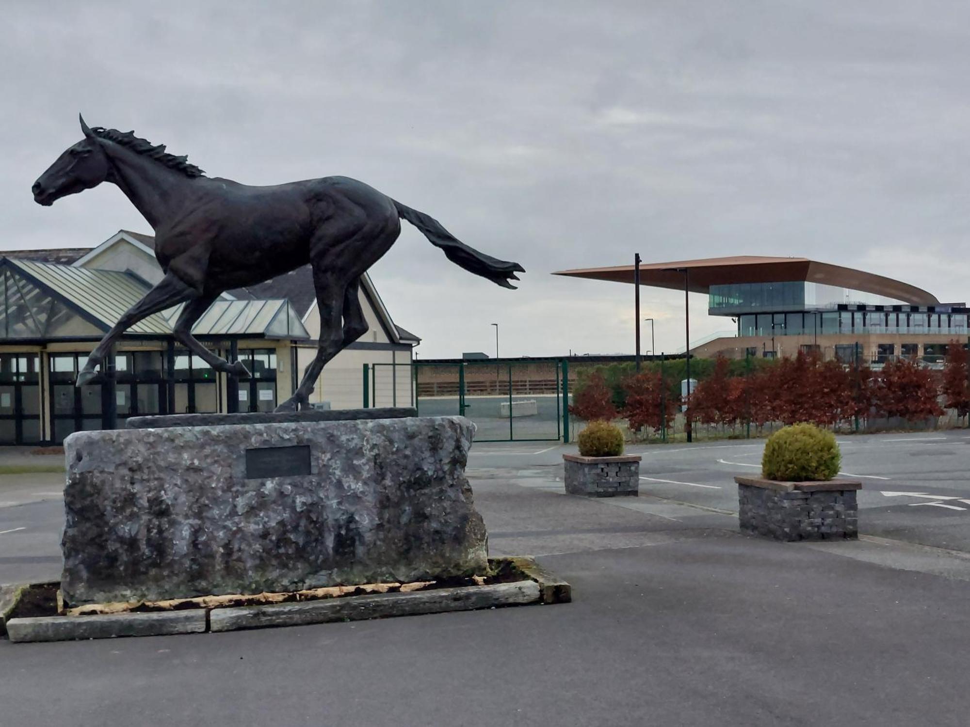 The Veterinary @ Kildare Village מראה חיצוני תמונה